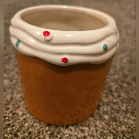 Gorgeous Gingerbread House Mug Icing Candy Christmas Gift Beautiful Handpainted - Picture 2 of 3
